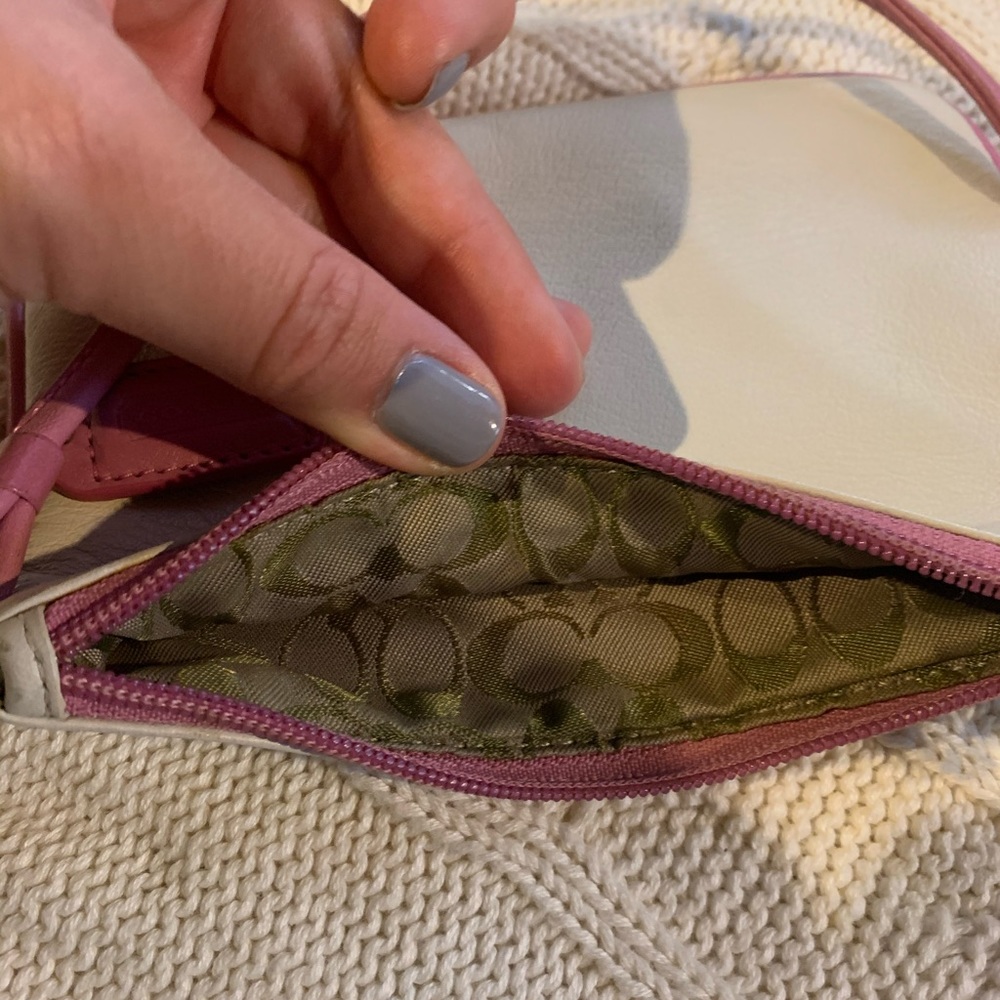 Coach Flower Wristlet - Picture 4 of 4